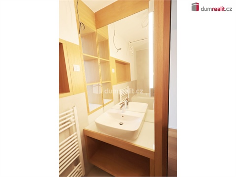 Prodej rodinného domu, 378 m² - 12