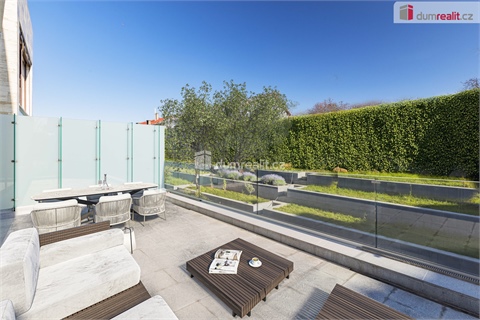 Prodej rodinného domu, 378 m² 6