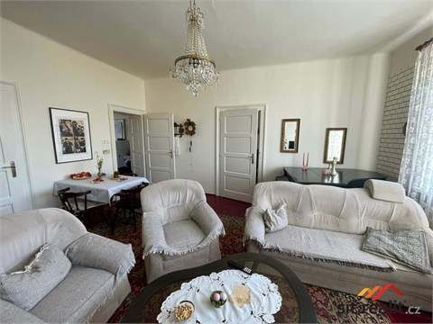 Prodej rodinného domu, 450 m² - 6