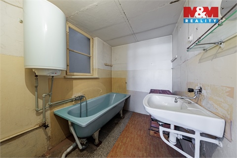 Prodej rodinného domu, 214 m² - 18