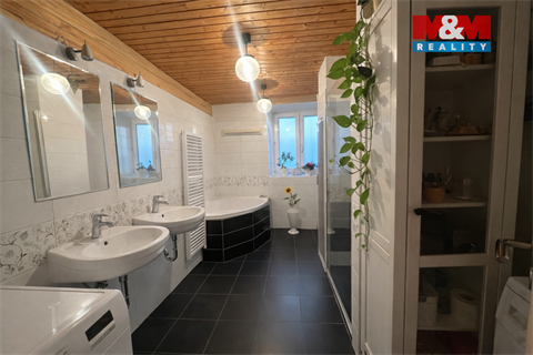 Prodej rodinného domu, 134 m² - 8