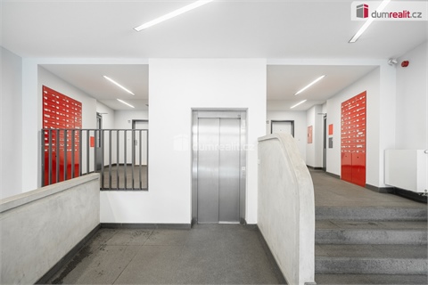 Pronájem bytu 3kk, 74 m² 16