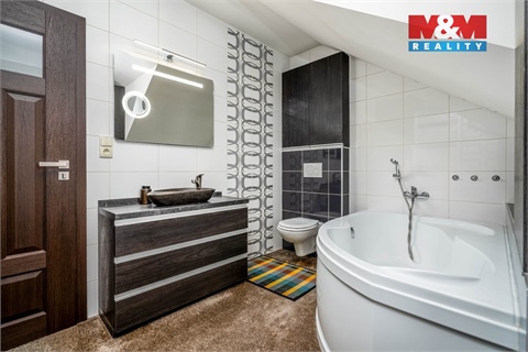 Prodej rodinného domu, 118 m² - 18