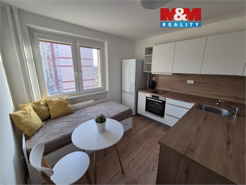 Prodej bytu 1+1, 41 m² 0