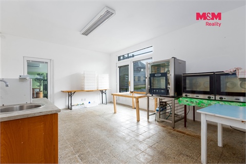 Prodej obchodních prostor, 128 m² 4