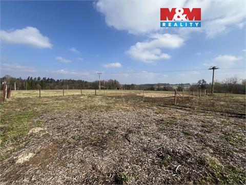 Prodej stavebního pozemku, 1 233 m² 0