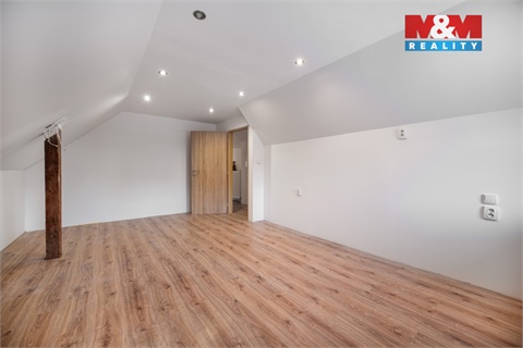 Prodej rodinného domu, 150 m² - 24