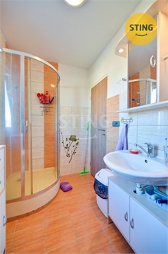 Prodej vily, 180 m² 6