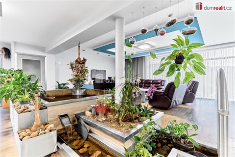 Prodej rodinného domu, 296 m² - 2