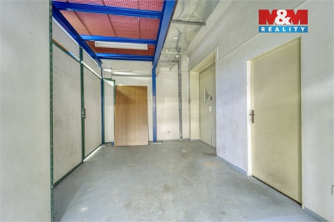 Pronájem obchodních prostor, 641 m² 10
