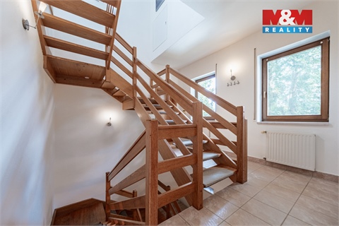 Pronájem rodinného domu, 232 m² 24