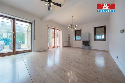 Pronájem rodinného domu, 232 m² 16