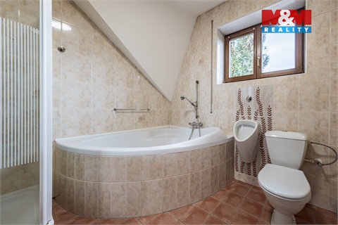 Pronájem rodinného domu, 232 m² 28