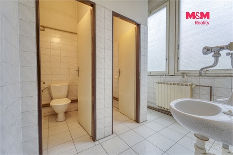 Pronájem výrobního objektu, 641 m² 8