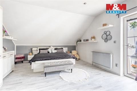 Prodej rodinného domu, 204 m² 12