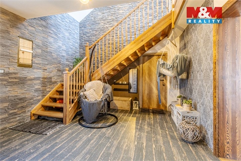 Prodej rodinného domu, 204 m² 10