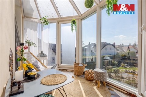 Prodej rodinného domu, 204 m² - 14