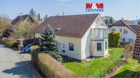 Prodej rodinného domu, 204 m² 0