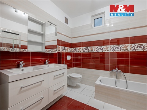 Prodej bytu 4kk, 119 m² 8