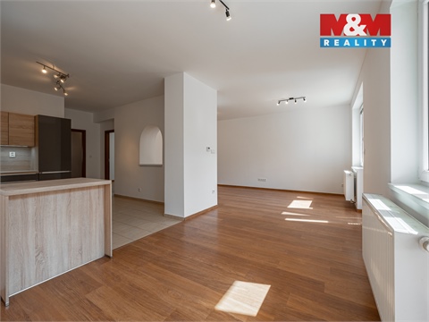 Prodej bytu 4kk, 119 m² - 0