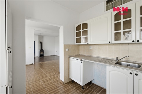 Prodej rodinného domu, 100 m² 2