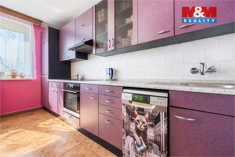 Prodej rodinného domu, 214 m² - 8