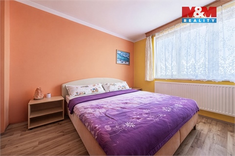 Prodej rodinného domu, 214 m² - 2