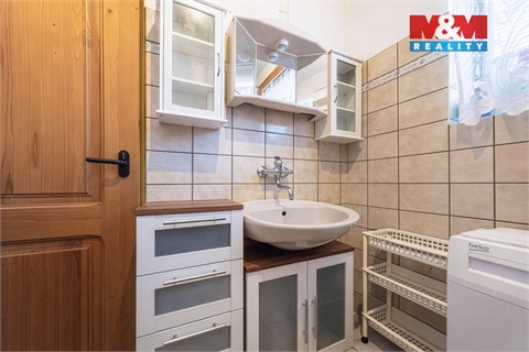 Prodej rodinného domu, 214 m² 20