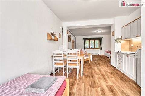 Prodej rodinného domu, 570 m² 12