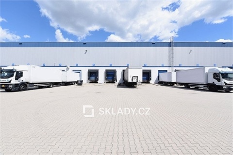 Pronájem skladu / haly, 6 000 m² 0