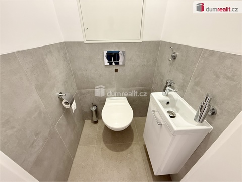 Pronájem bytu 3kk, 98 m² 8