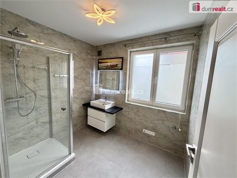 Pronájem bytu 3kk, 98 m² 6