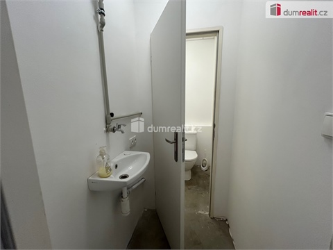 Pronájem skladu / haly, 214 m² 8