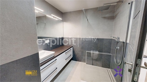 Pronájem bytu 2kk, 69 m² 12