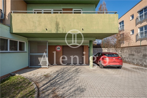 Prodej bytu 3kk, 72 m² 16