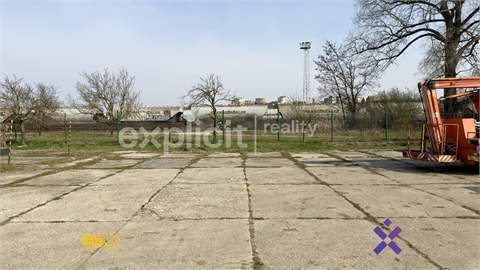 Pronájem pozemku pro komerční výstavbu, 100 m² 0