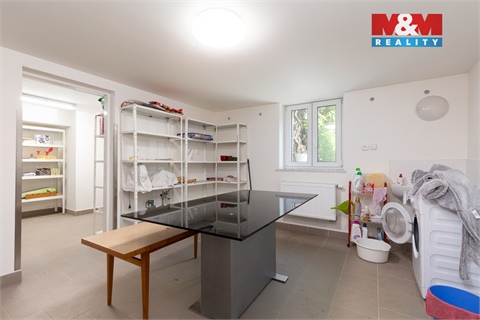 Prodej komerčního objektu, 180 m² - 22