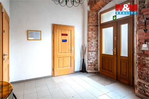 Prodej obchodních prostor, 615 m² 28