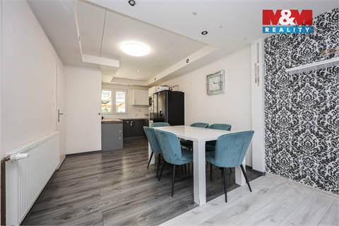 Prodej rodinného domu, 165 m² - 2