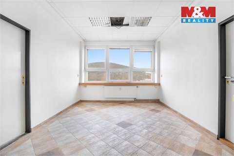 Pronájem kanceláře, 247 m² - 6