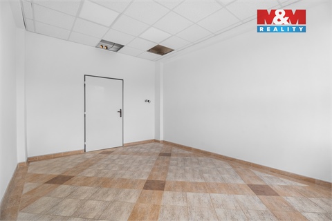 Pronájem kanceláře, 247 m² 2