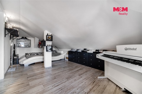 Prodej komerčního objektu, 1 152 m² - 22