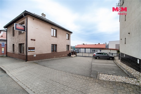 Prodej komerčního objektu, 1 152 m² 4