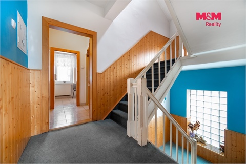 Prodej komerčního objektu, 1 152 m² 14