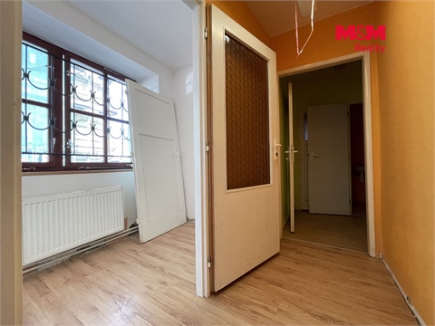 Pronájem obchodních prostor, 70 m² - 2