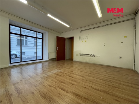 Pronájem obchodních prostor, 70 m² 2