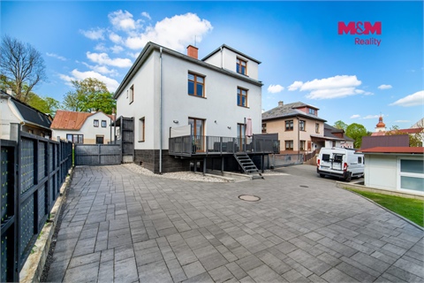 Prodej rodinného domu, 1 152 m² - 0