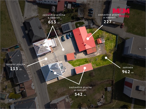 Prodej rodinného domu, 1 152 m² - 2