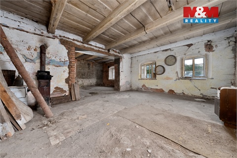 Prodej rodinného domu, 323 m² 2