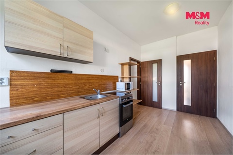 Prodej komerčního objektu, 290 m² 6